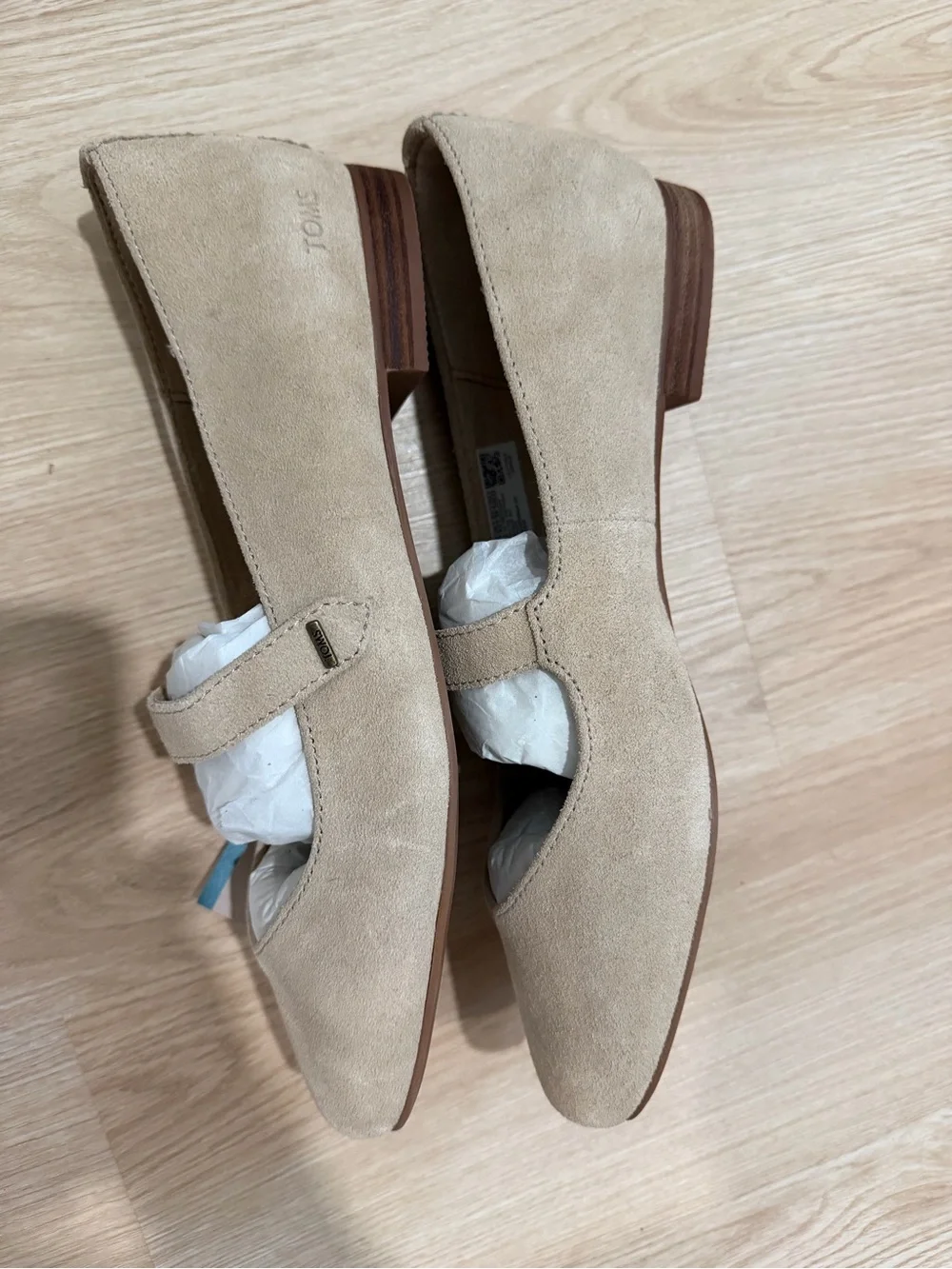 NWT Toms Bianca Mary Jane Flat